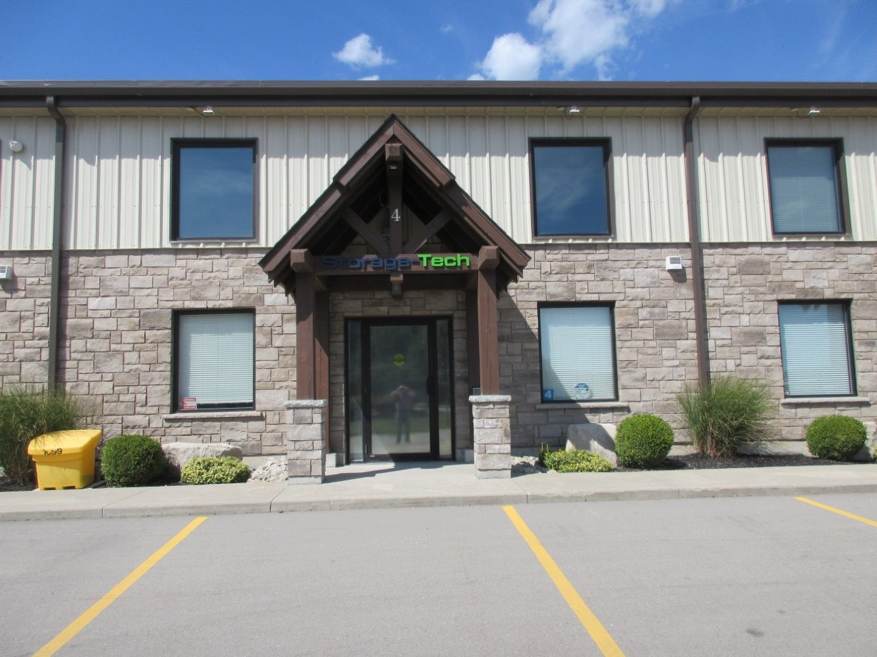 1099 Commerce Way - Unit 5